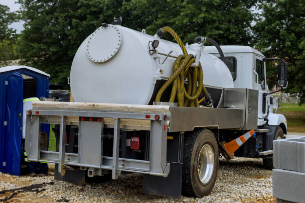 Best Construction site porta potty rental  in Newell, WV